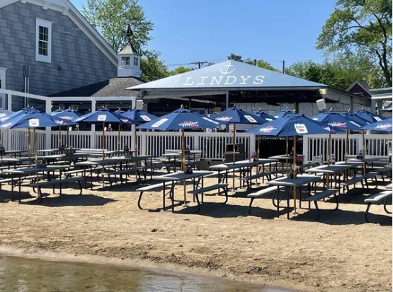 Lindy's Landing Restaurant & Marina